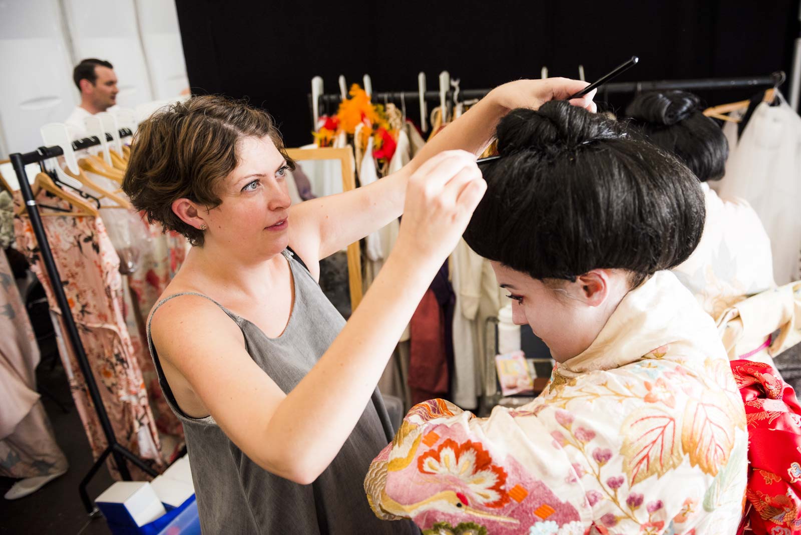 Pinning on Madama Butterfly's wig